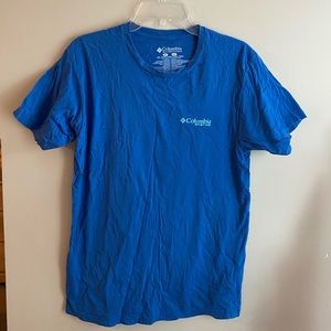 Columbia t-shirt
